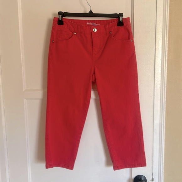 Style and Co coral 5 pocket Capri. Size 4P - Picture 1 of 5